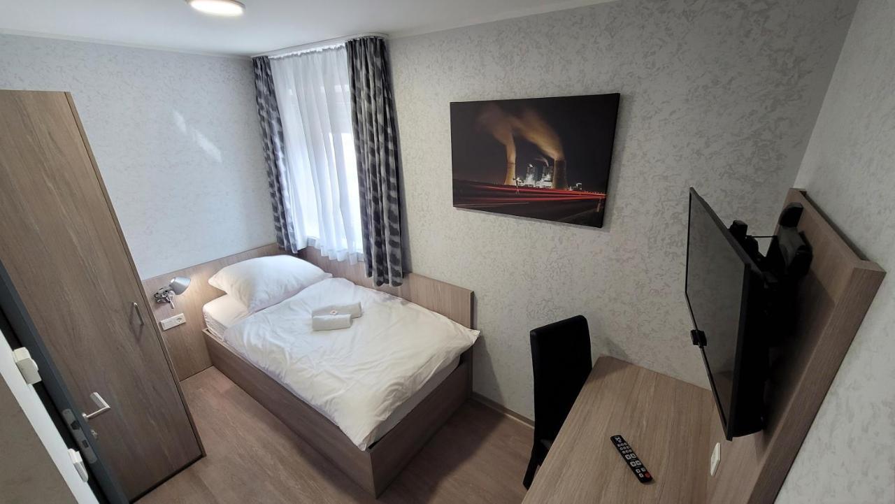 Landgasthof Kelzenberg Juchen Номер фото
